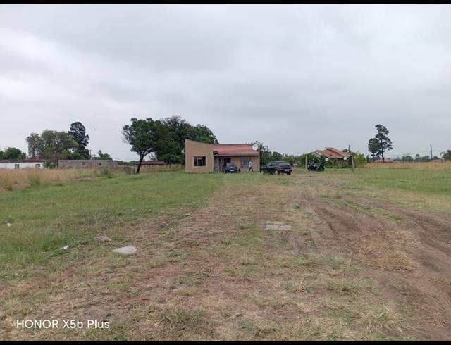 2 BEDROOM HOUSE FOR SALE IN JAMESON PARK